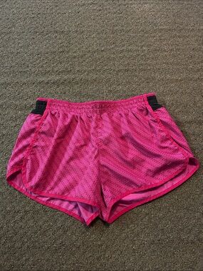 Women’s Nike Running Shorts -pink